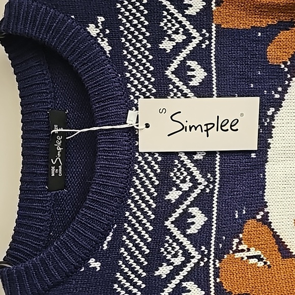 Womens NWTS sz small oversized Christmas Sweater!! Adorable!! SIMPLEE - Picture 3 of 5